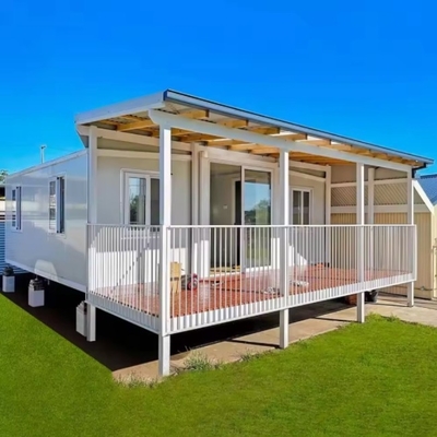 Gemakkelijk schip en lading Luxe scheepvaart Containerhuis Moderne staalstructuur